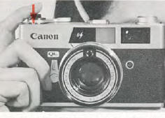 Canon canonet QL19 camera