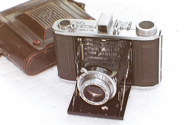 Ricoh Six camera