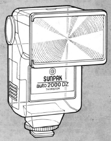 Sunpak Auto 2000dz flash units