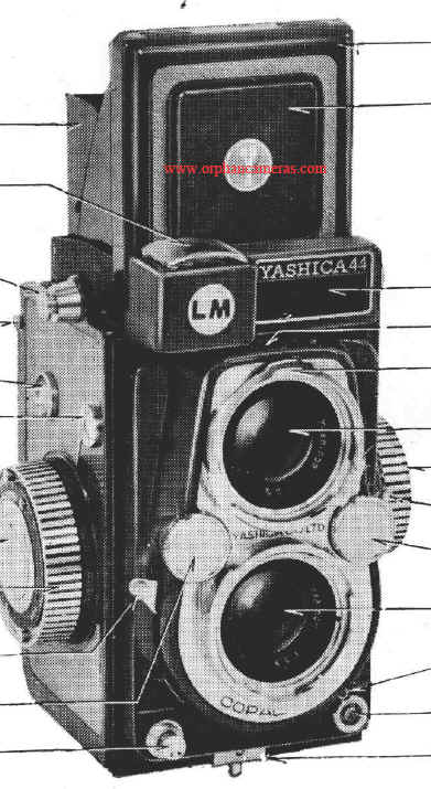 Yashica 44 LM camera