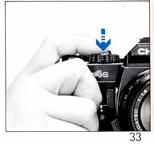 Chinon CE-4 camera