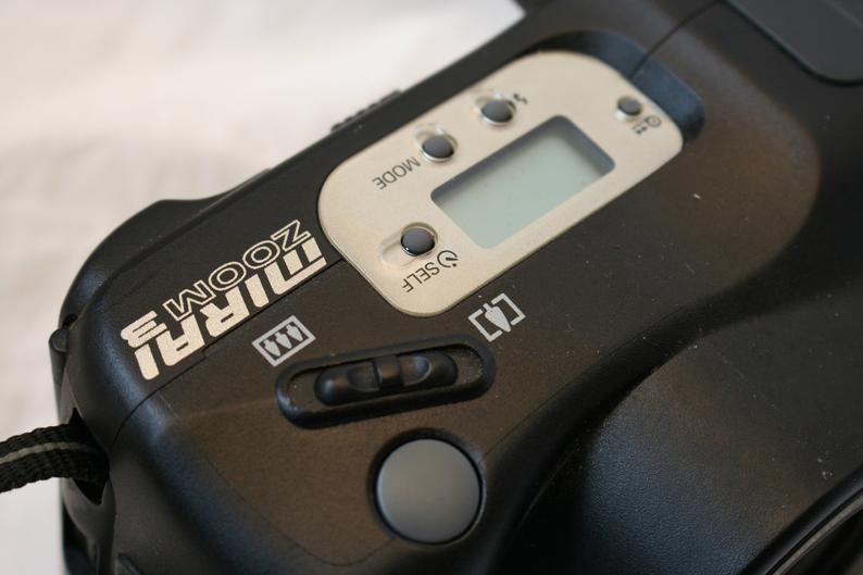 Ricoh Mirai zoom 3 camera