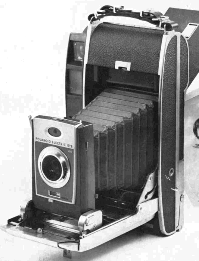 Polaroid electric eye model 900 camera