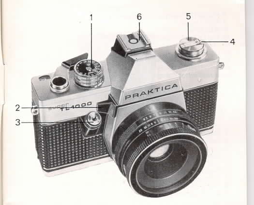 Praktica Super 1000 camera