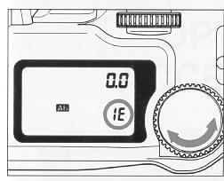 Sigma SA-5 camera