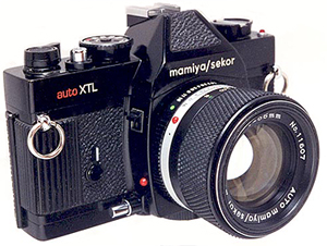 black-bodied version of the Mamiya XTL