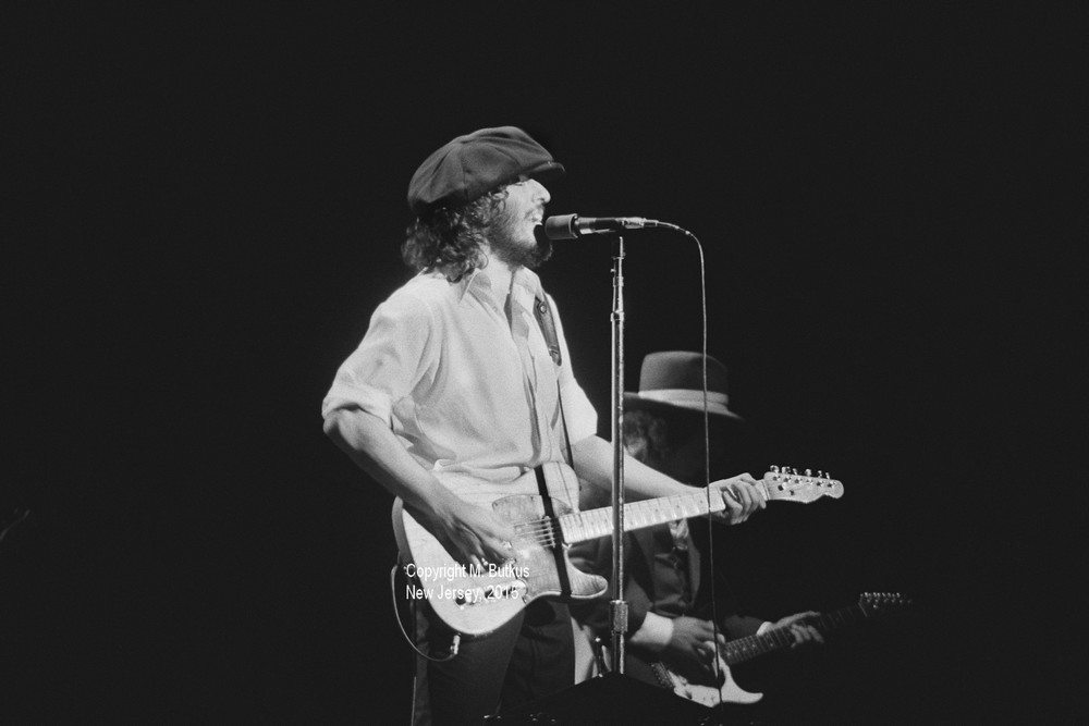 Early Springsteen concert shots